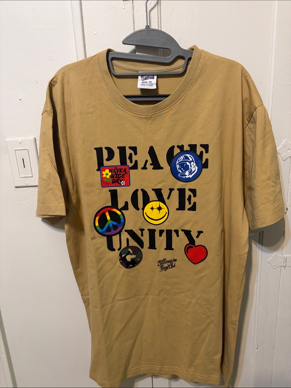 Billionaire Boys Club BBC Men's Peace Love Unity Astronaut T-Shirt Tan Size XL